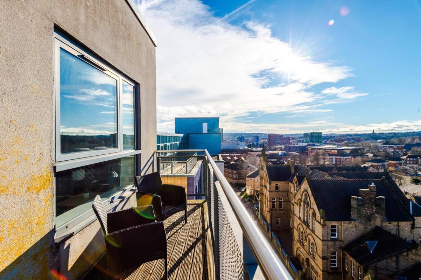 High-Spec Penthouse Central Free Parking Space Sheffield Bagian luar foto